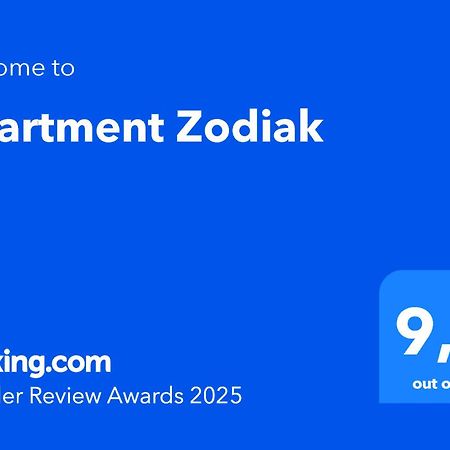 Apartment Zodiak Almaty Esterno foto